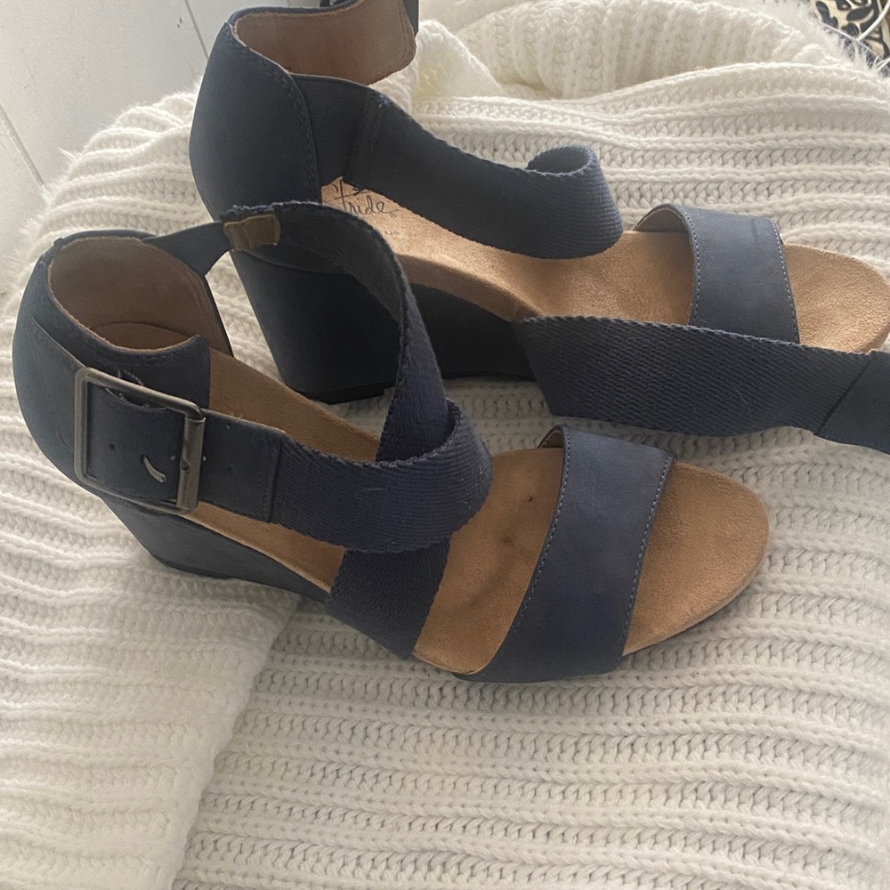 Life Stride Navy Wedge Sandals - Picture 2 of 6